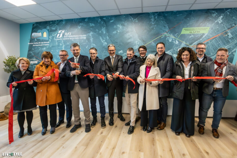 Inaugurato il nuovo infopoint BBT alla stazione di Bronzolo